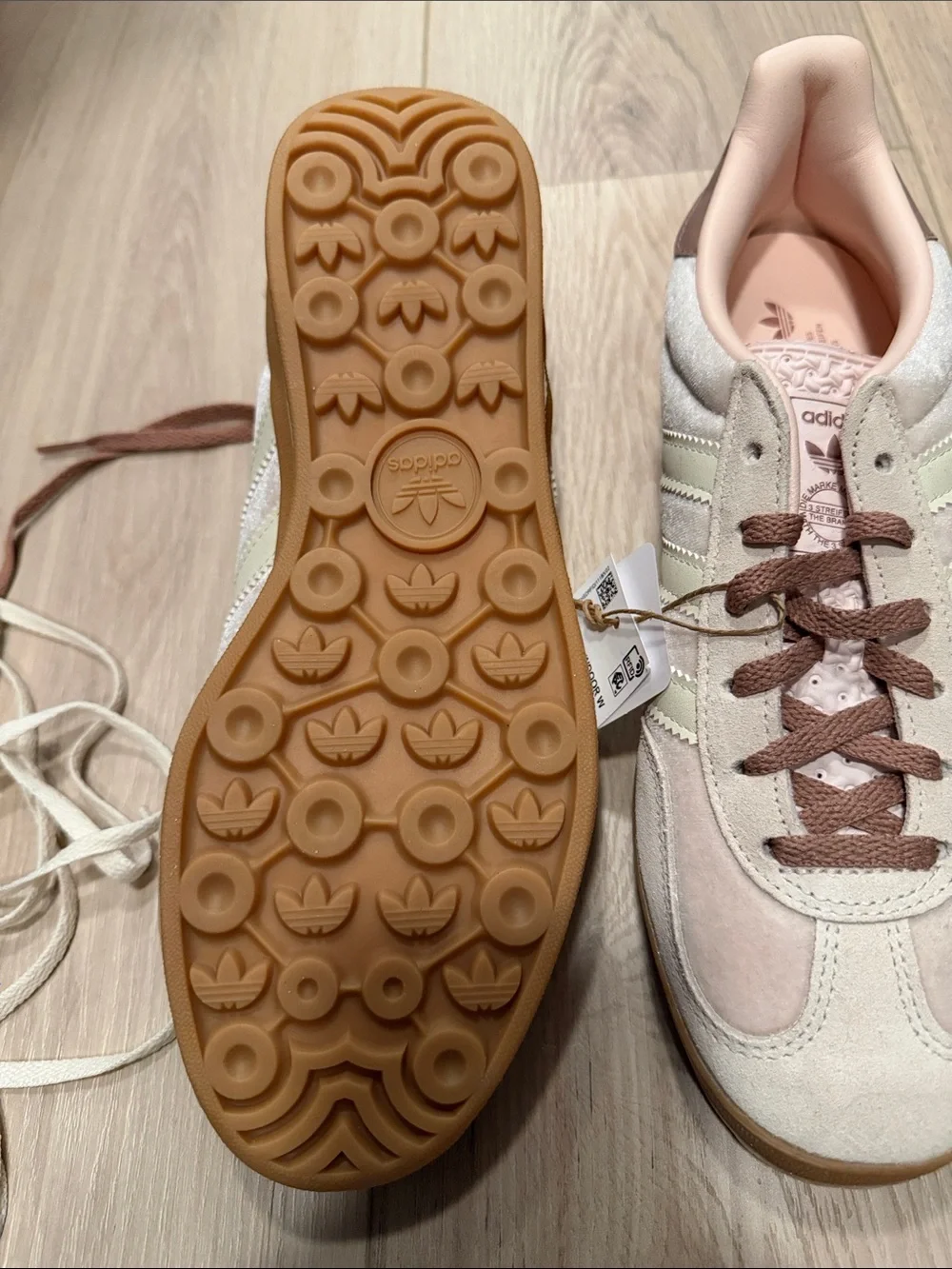adidas Gazelle Low-Top Sneakers in Pale Pink, Cream & Gum - Picture 10 of 12